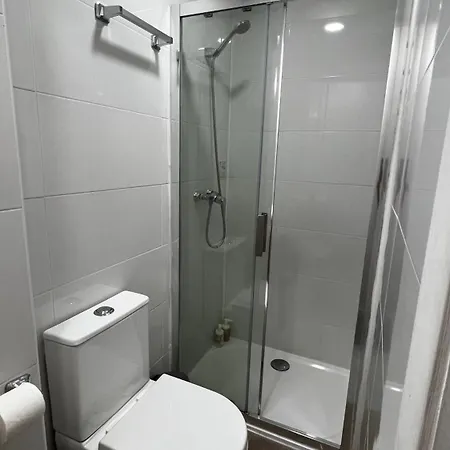 Apartamento Bernardim Ribeiro - 3ª Andar Homestay *