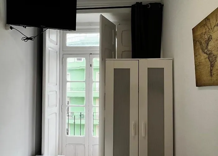 Bernardim Ribeiro - 3ª Andar * Lisboa