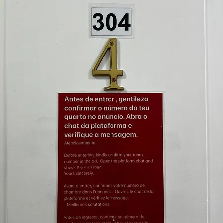 Apartamento Bernardim Ribeiro - 3ª Andar Ubytování v soukromí *